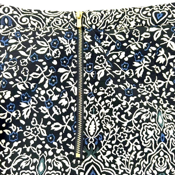 H&M Floral Multicolor Jacquard Faux Wrap Asymmetrical Hem Mini Skirt, Size 8 - Picture 5 of 14